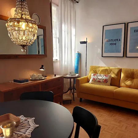 Parmaoltretorrentelovely Апартаменты