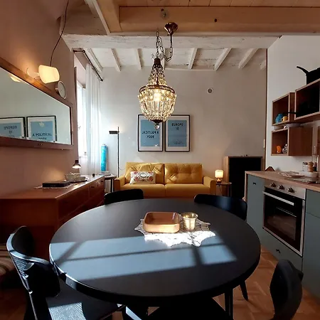 Apartamento Parmaoltretorrentelovely Parma
